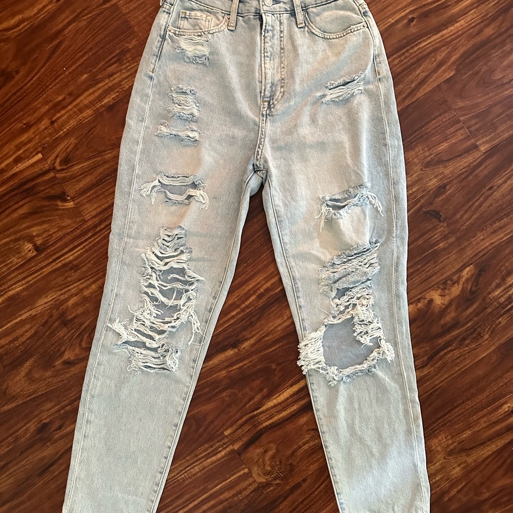 H&M distressed jeans